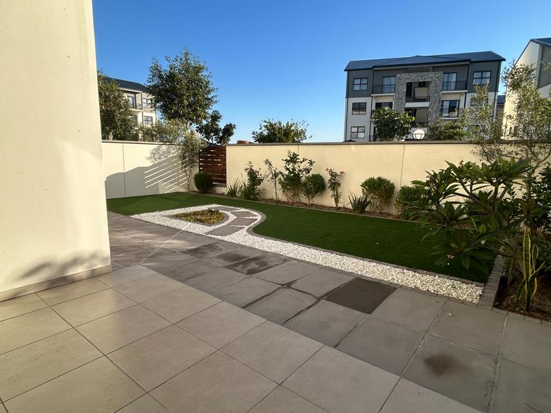 To Let 3 Bedroom Property for Rent in Sandown Western Cape